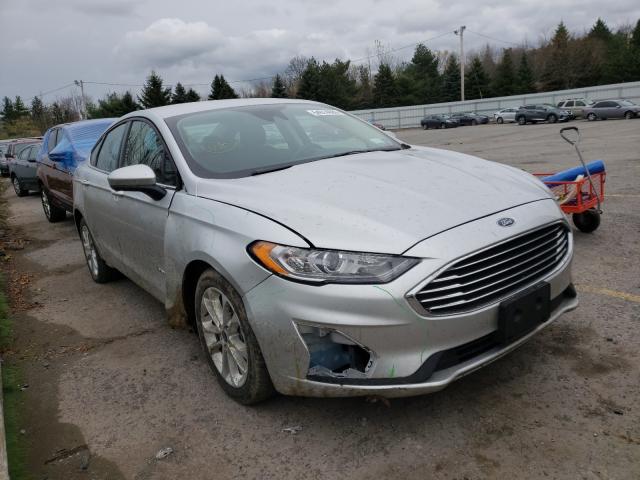 2019 ford fusion se