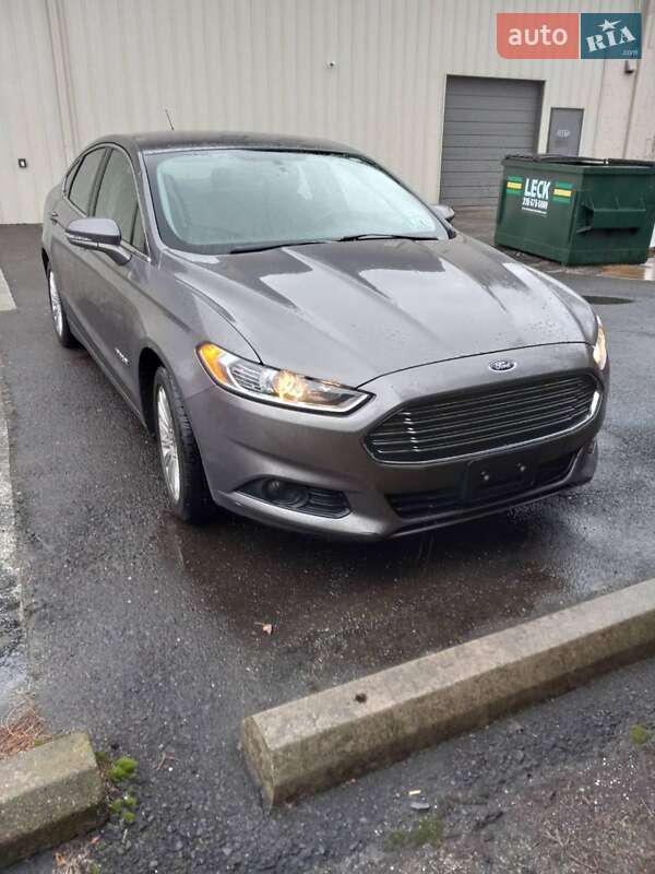 2014 FORD Fusion