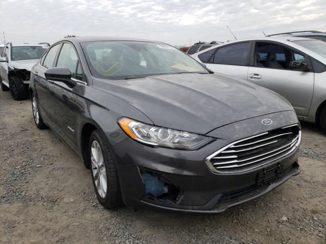 2018 ford fusion se