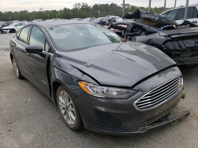 2018 ford fusion se