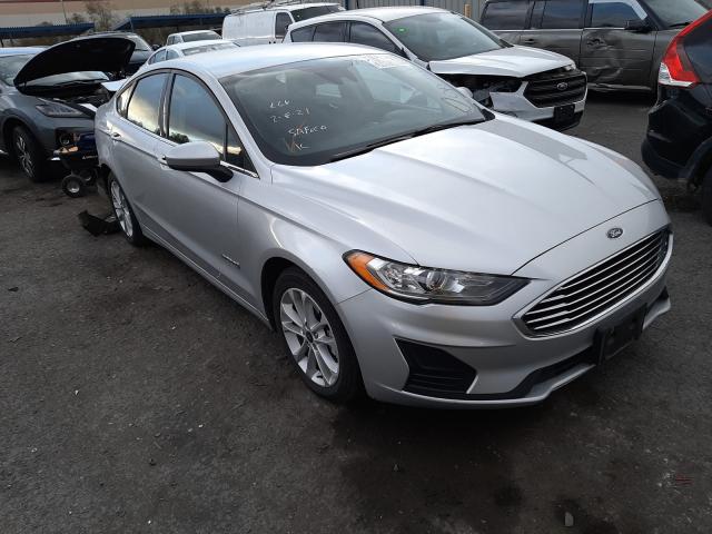 2019 ford fusion se