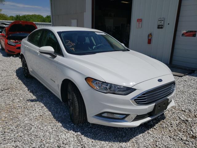 2018 ford fusion se