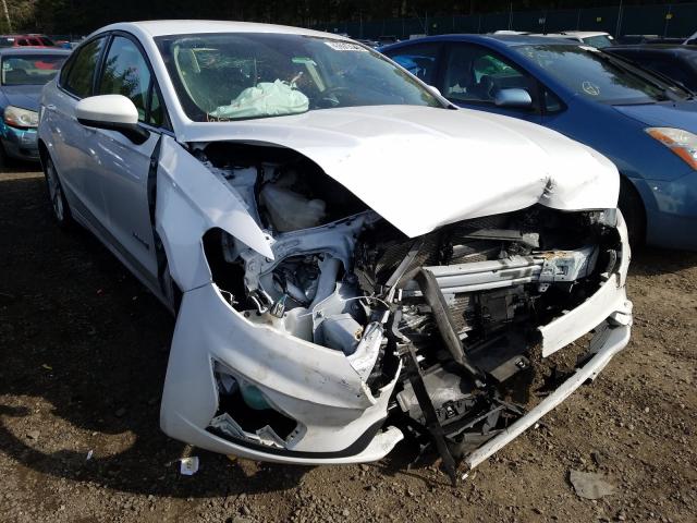 2019 ford fusion se