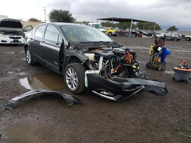 2017 ford fusion se