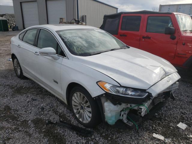 2016 ford fusion se