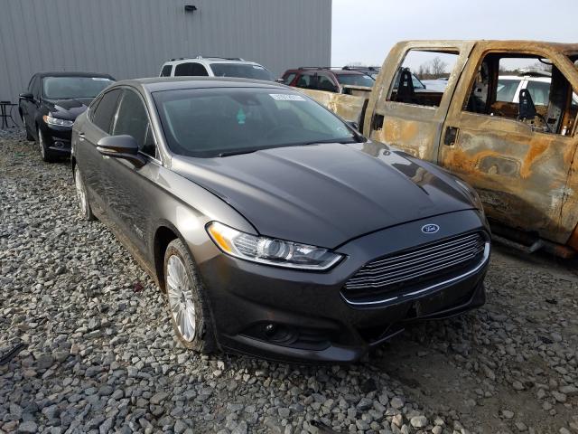 2016 ford fusion se