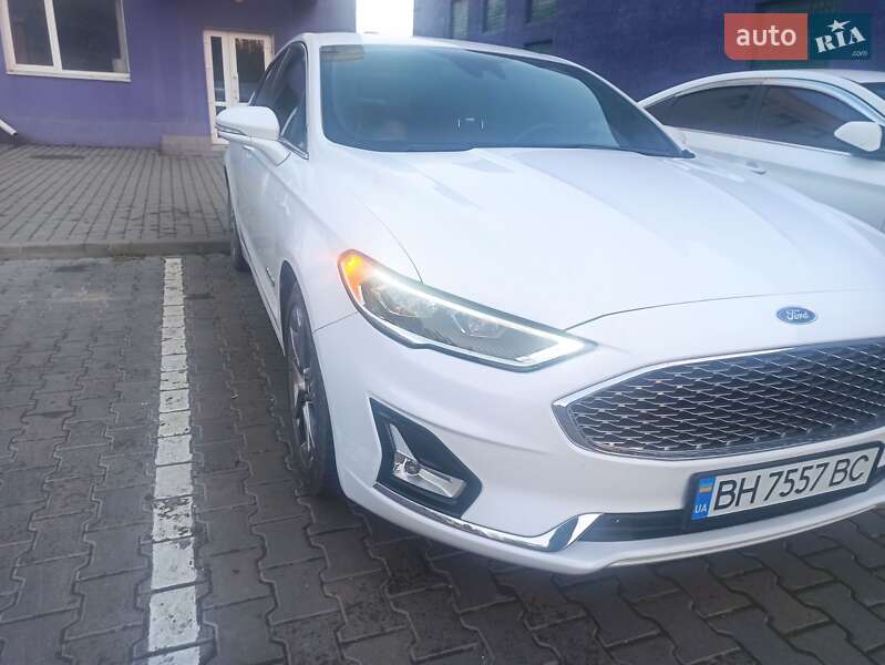 2019 ford fusion