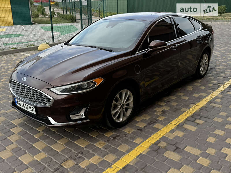 2019 FORD Fusion