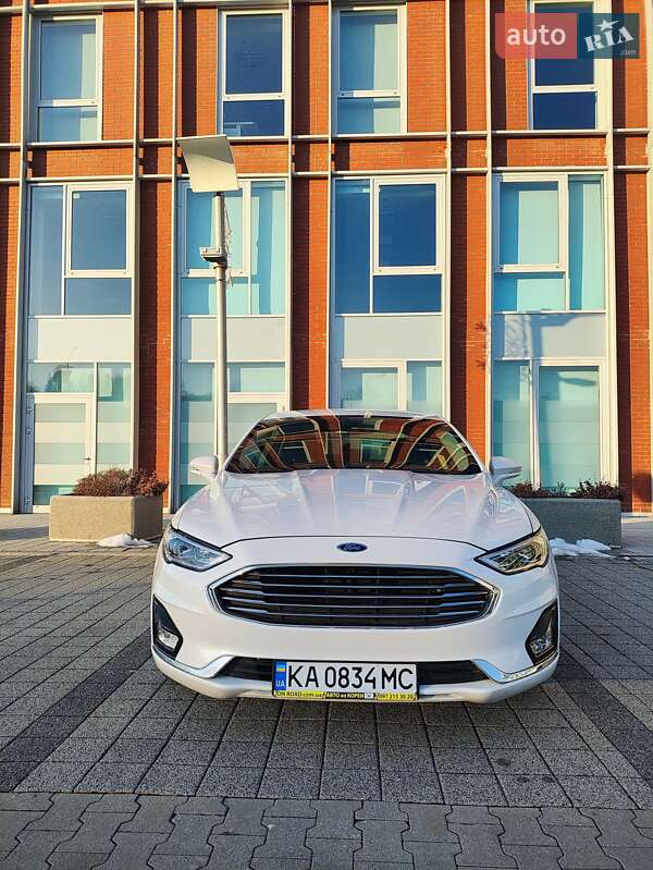 2019 ford fusion