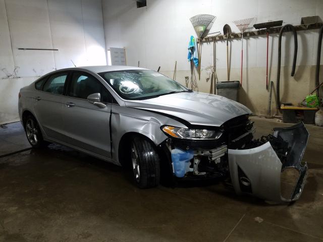 2016 ford fusion se