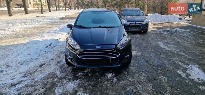 2014 ford fiesta