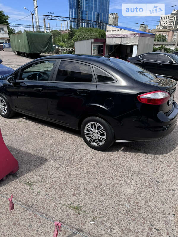 2015 ford fiesta