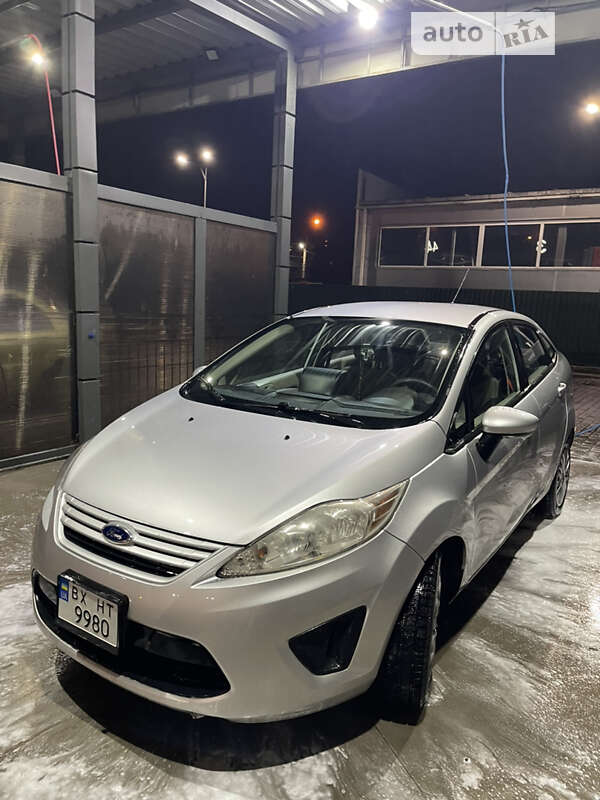 2013 ford fiesta