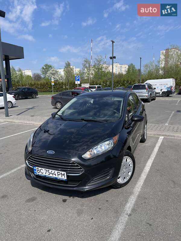 2014 ford fiesta