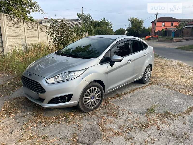 2014 ford fiesta