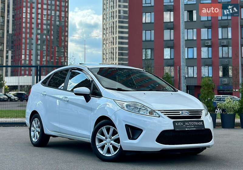 2011 ford fiesta