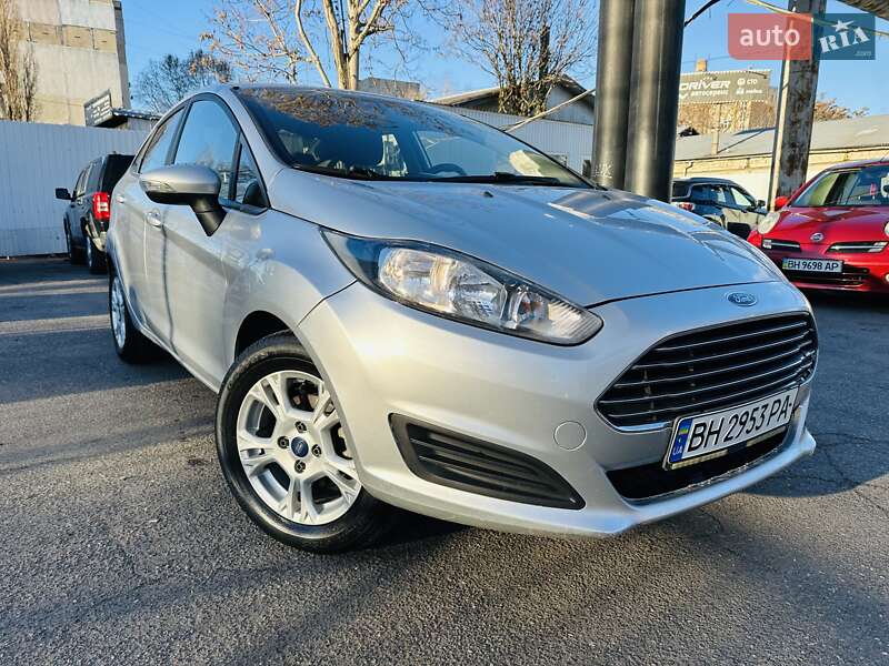 2014 ford fiesta
