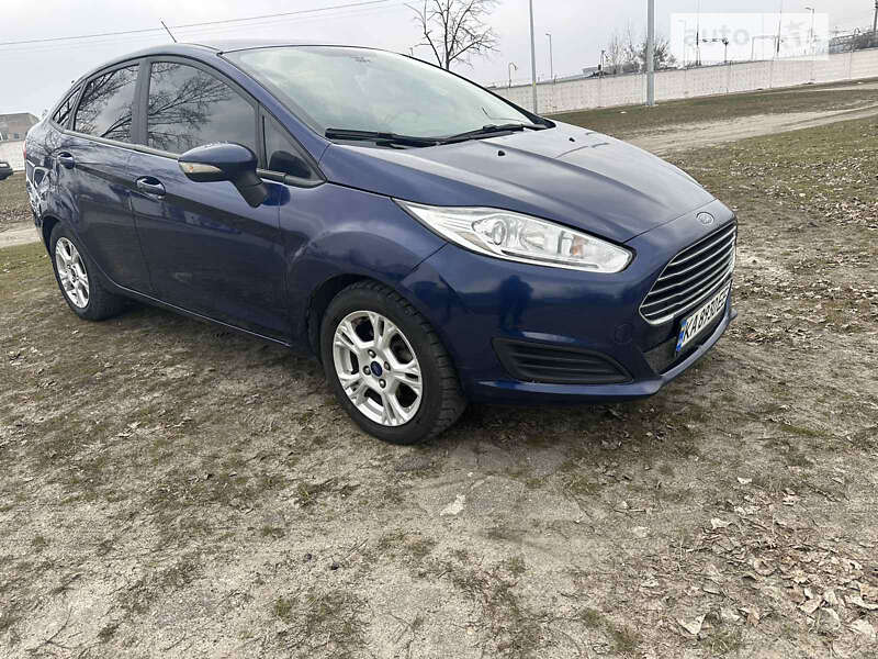 2015 ford fiesta