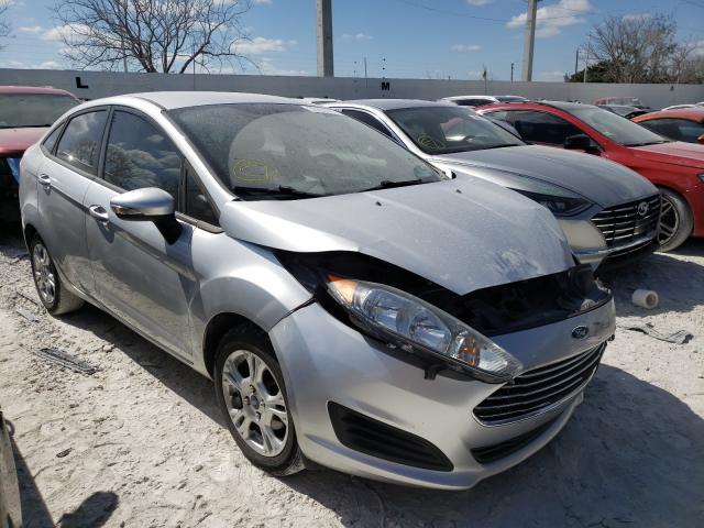 2015 ford fiesta se