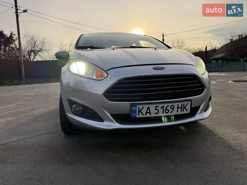 2015 ford fiesta