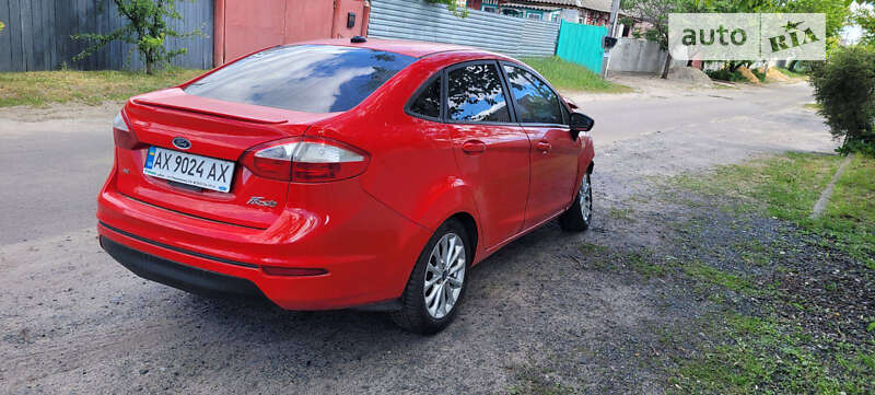2013 ford fiesta
