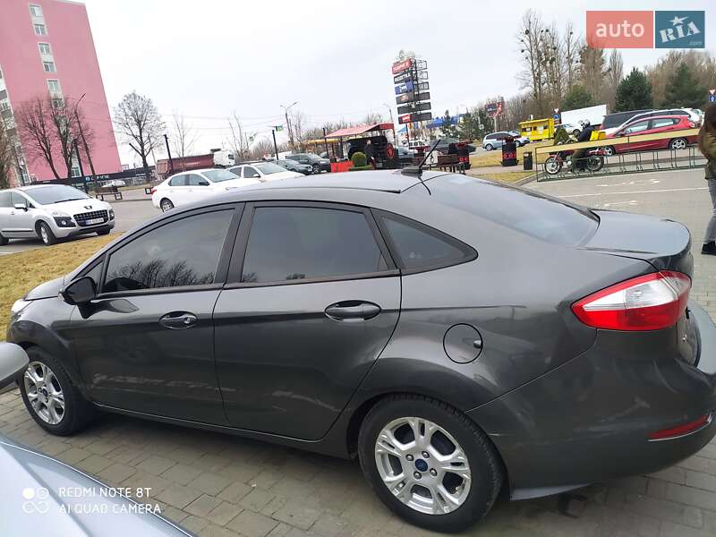 2014 ford fiesta
