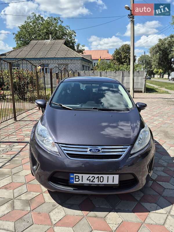2013 ford fiesta
