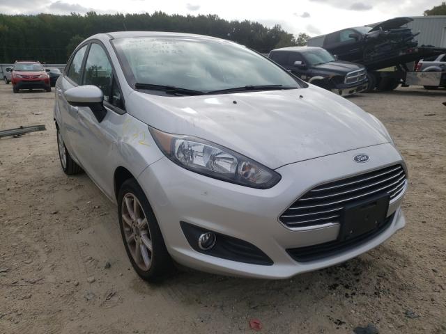 2019 ford fiesta se