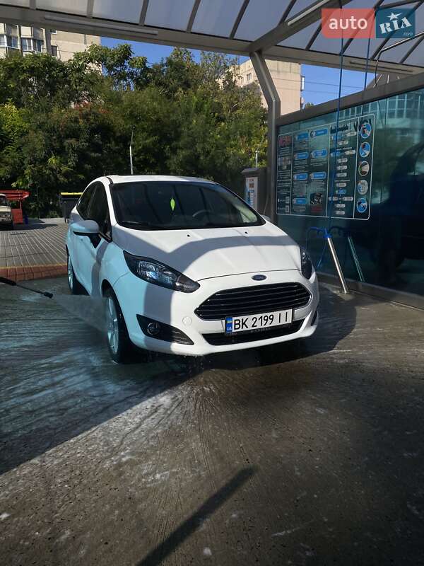 2017 ford fiesta