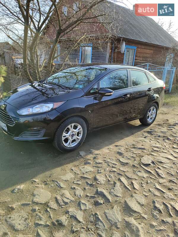 2014 ford fiesta