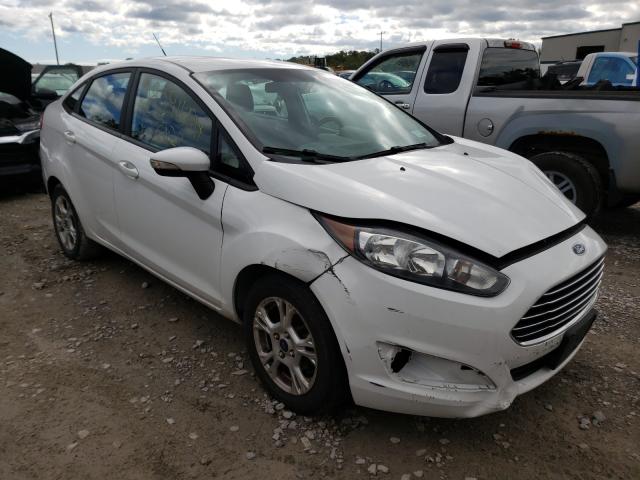 2015 ford fiesta se