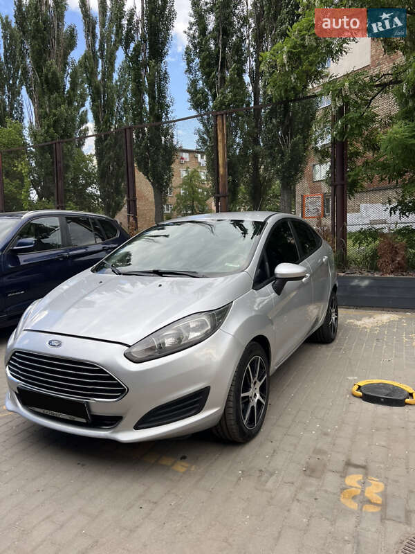 2017 ford fiesta
