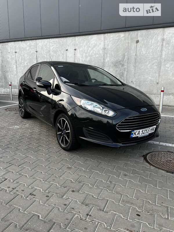 2015 ford fiesta