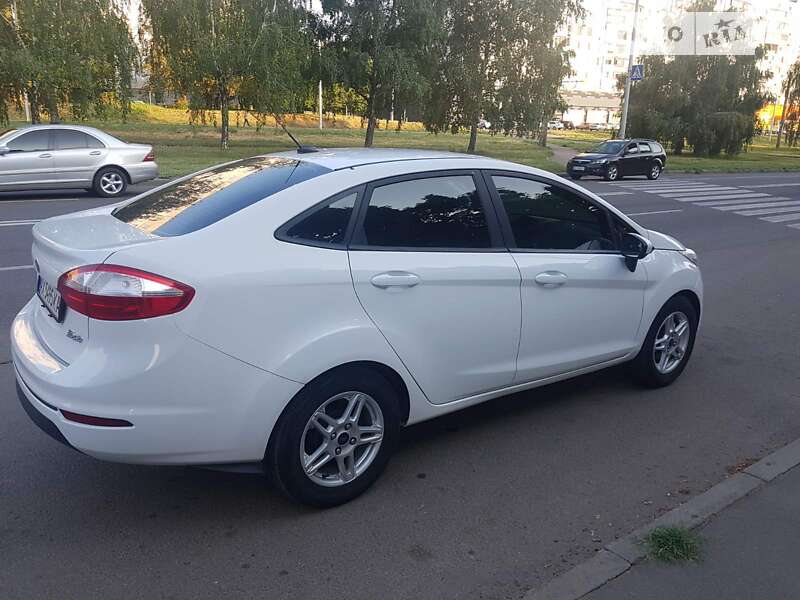 2017 ford fiesta