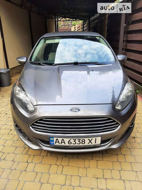 2013 ford fiesta