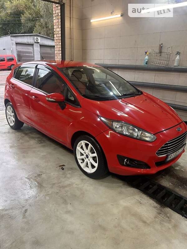 2015 ford fiesta