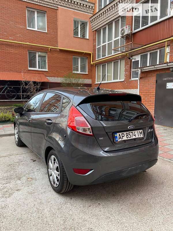 2014 ford fiesta