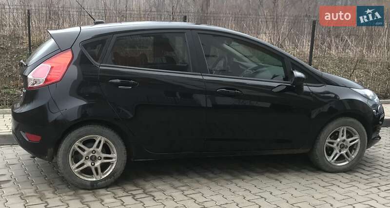 2017 ford fiesta