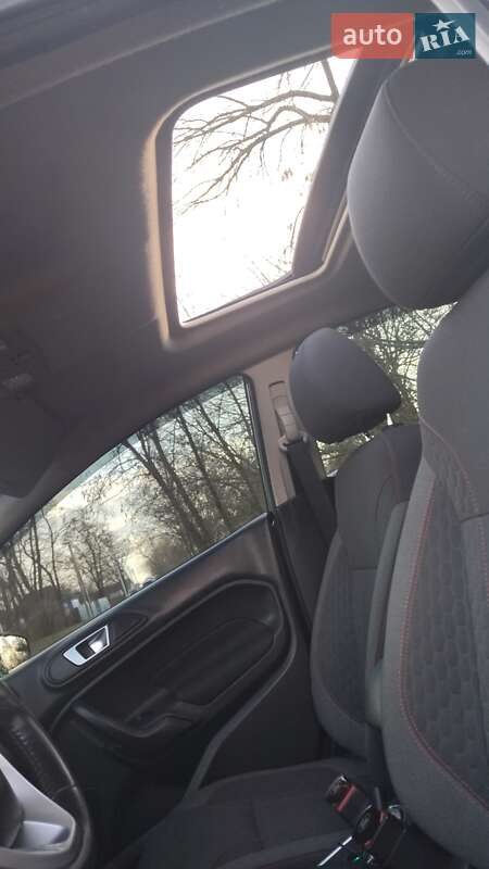 2014 ford fiesta