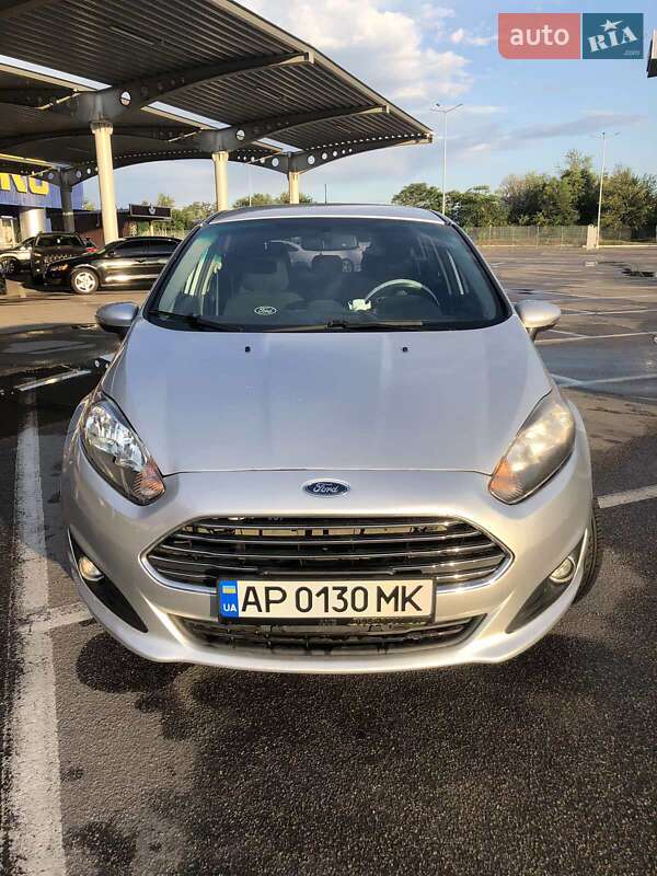 2015 ford fiesta