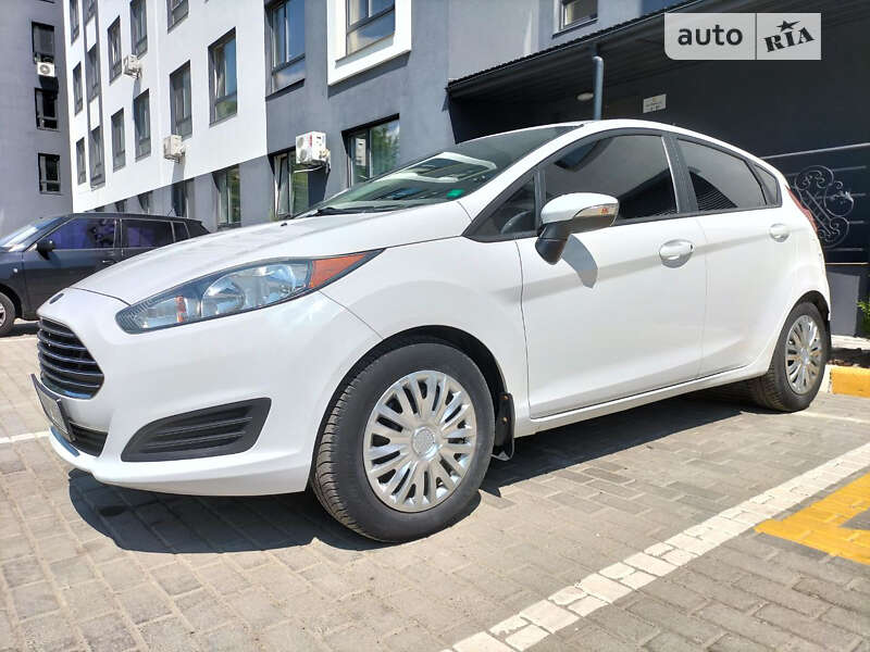 2015 ford fiesta