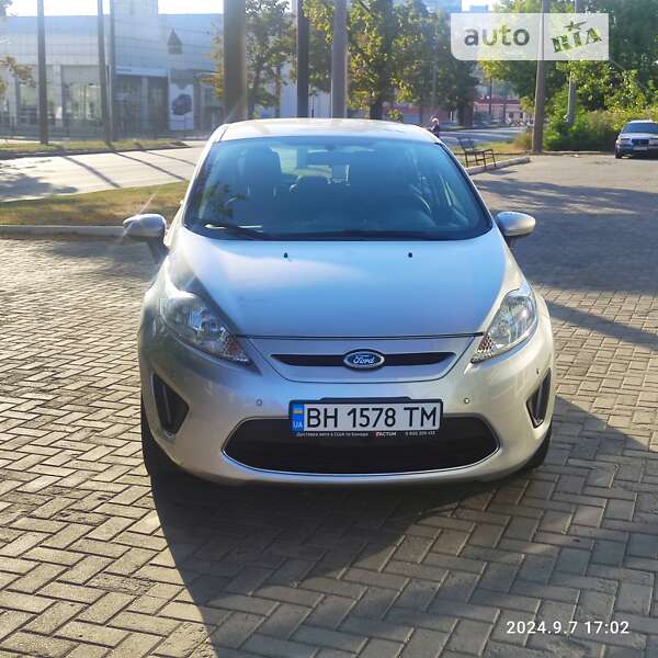 2012 ford fiesta
