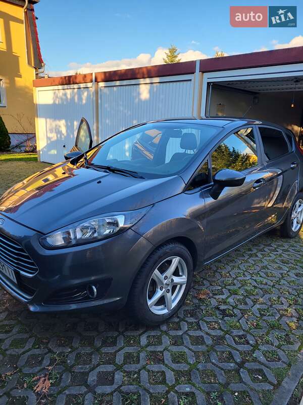 2017 ford fiesta