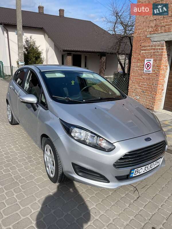 2016 ford fiesta