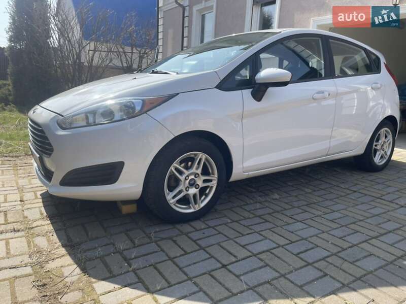 2017 ford fiesta