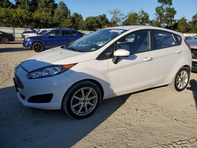 2018 ford fiesta se