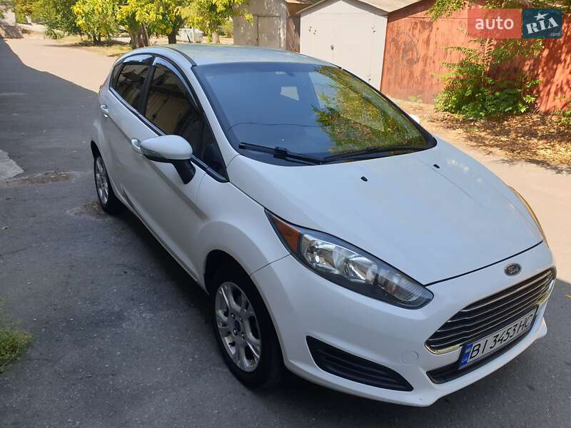 2015 ford fiesta