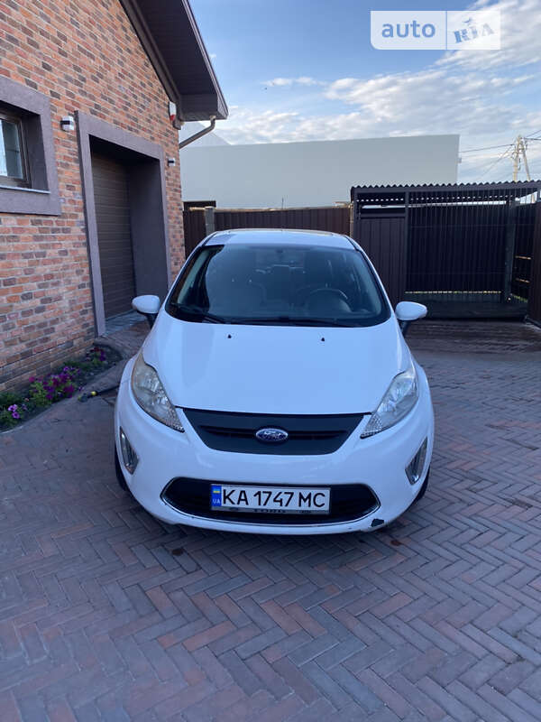 2012 ford fiesta