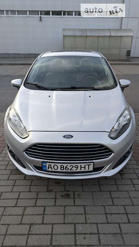 2015 ford fiesta