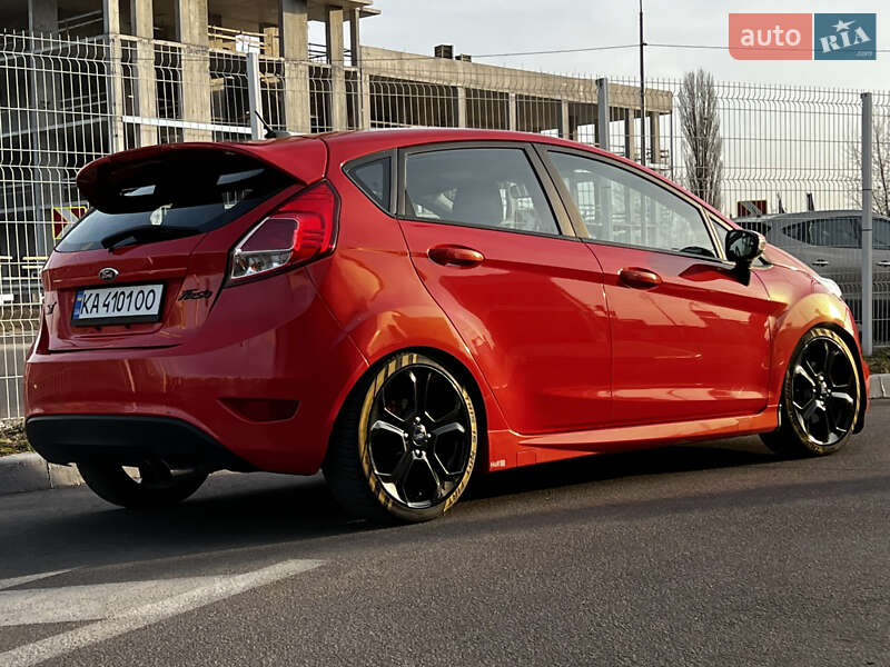 2016 ford fiesta